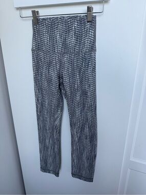Lululemon Wunder Under Crop Hi-Rise Leggings Size 2 Arrow Jacquard Fabric